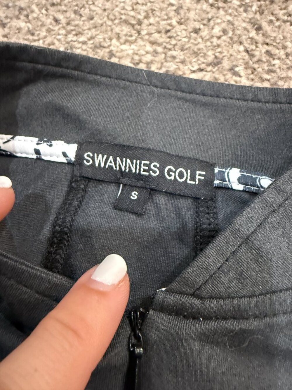 Swannies Golf Women’s Small Black American Family Insurance Championship Zip - Picture 3 of 4